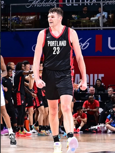 爱游戏登入-日本队不断突破！，蒂姆连续十场比赛得分超过出色发挥比赛高潮迭起的简单介绍