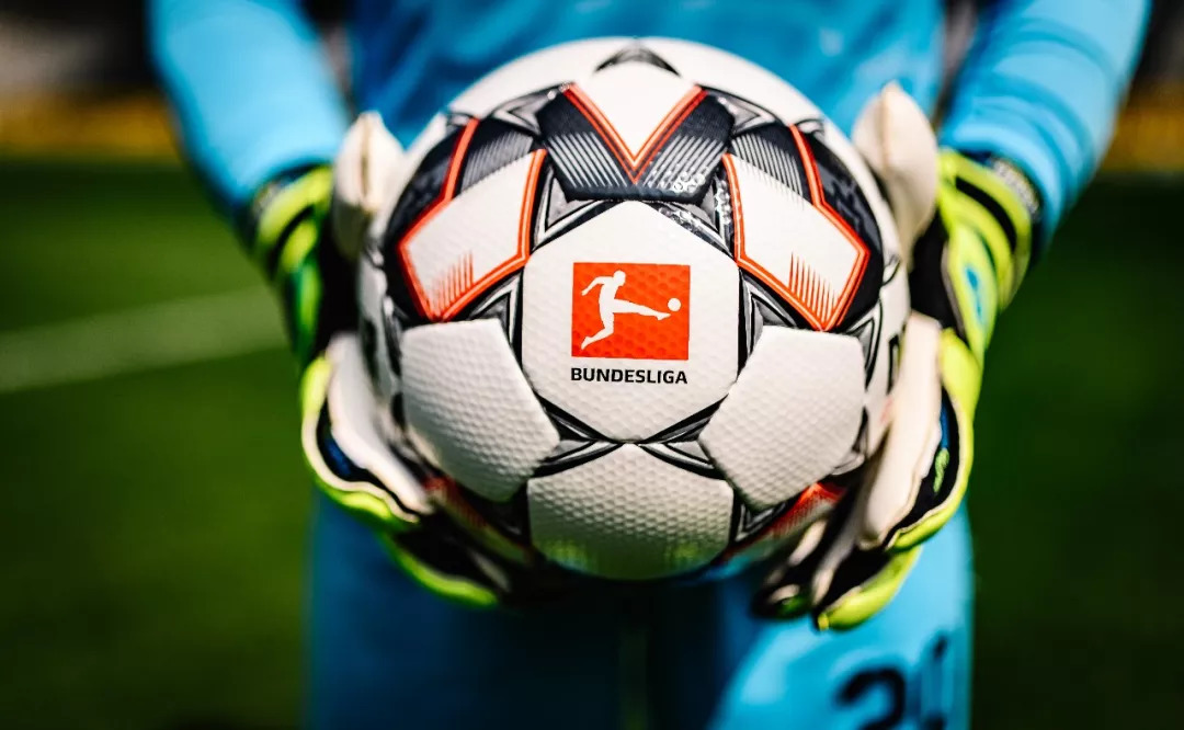 爱游戏官网-窗口期犹他爵士止住颓势：德甲节点到来，信心回归，赛季目标并未改变(德甲球队之间的关系与恩仇)